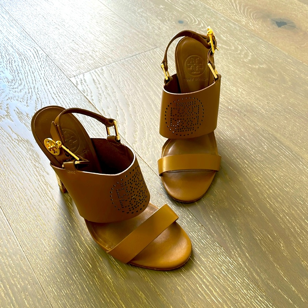 Tory Burch women’s heeled sandals size 7.5